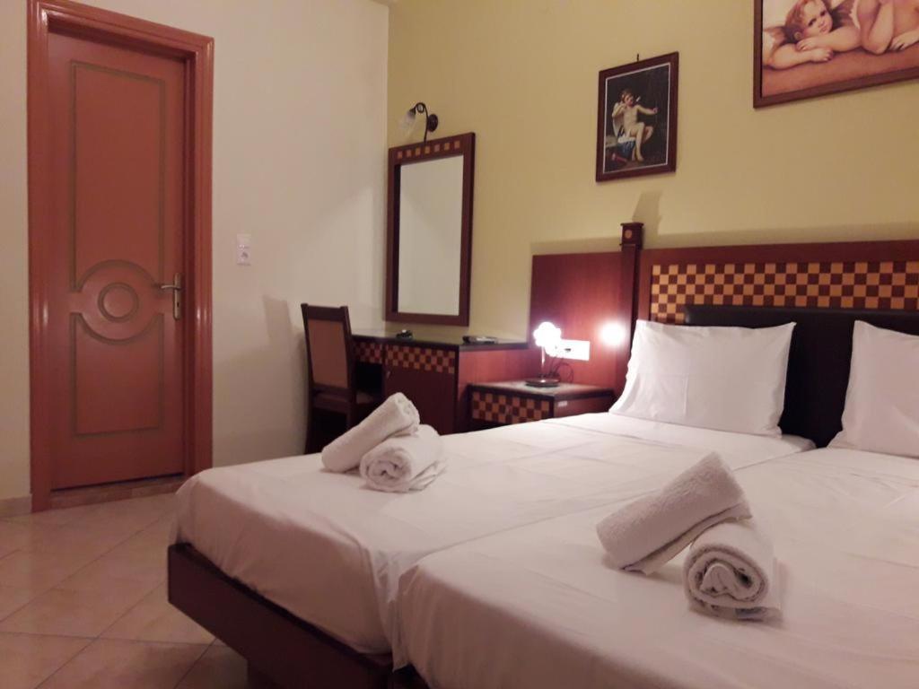 Parthenon Hotel Chora  Buitenkant foto