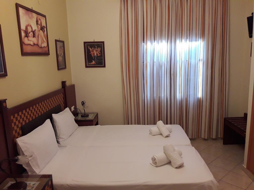 Parthenon Hotel Chora  Buitenkant foto