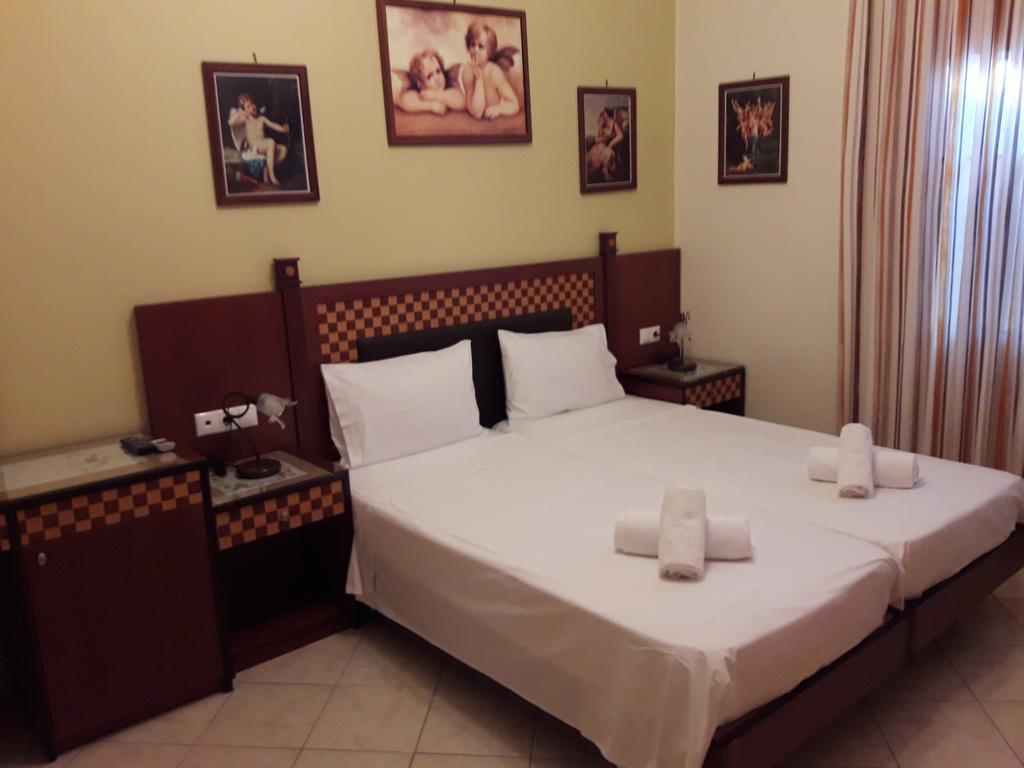 Parthenon Hotel Chora  Buitenkant foto