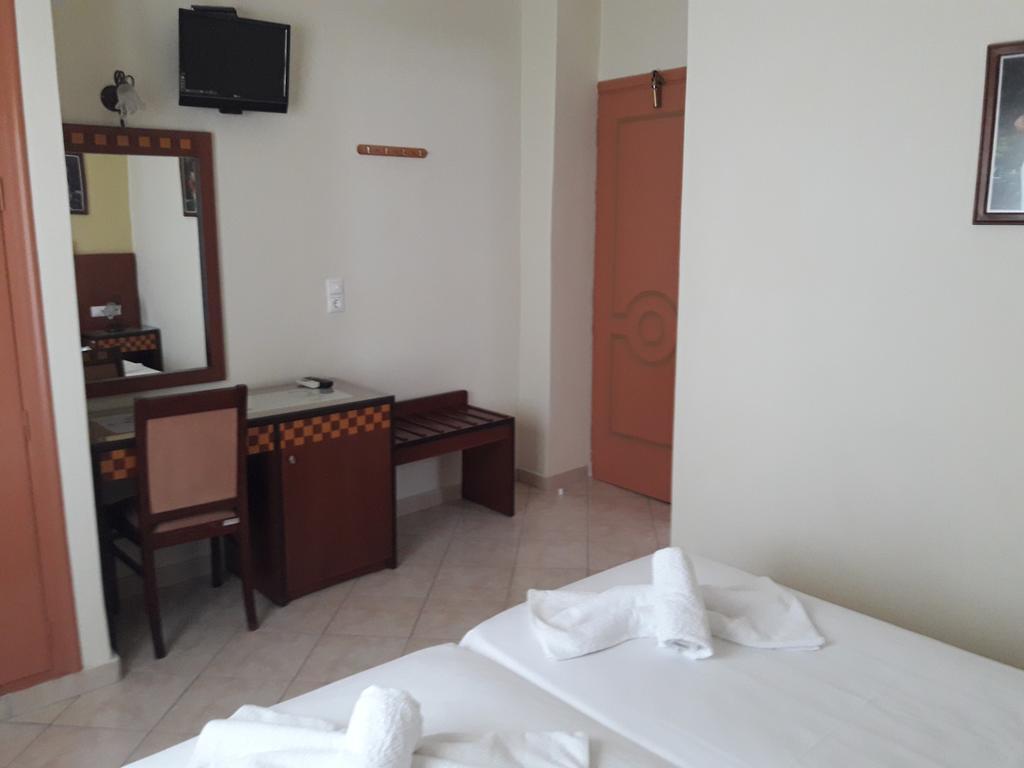 Parthenon Hotel Chora  Buitenkant foto